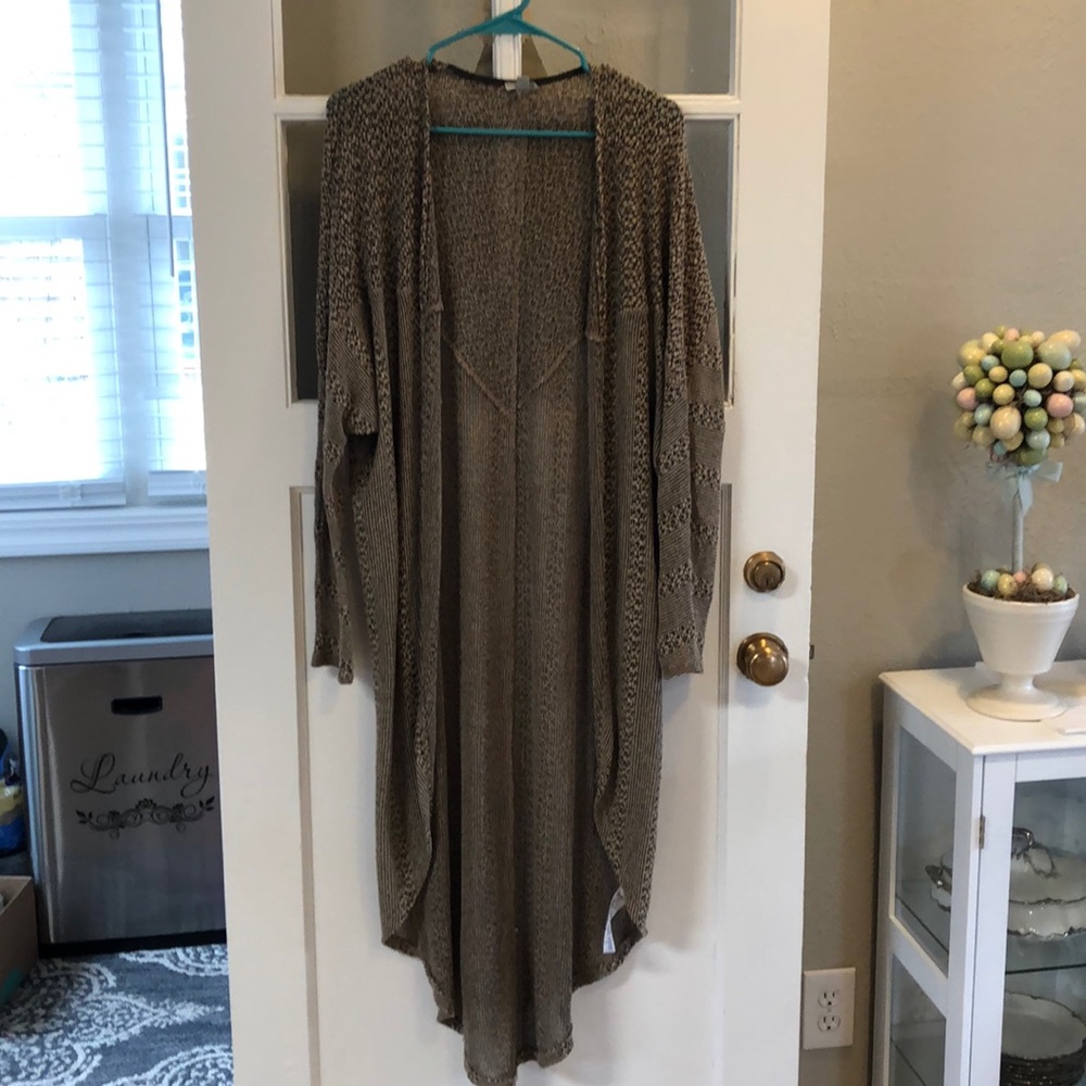 ✨EUC✨ Urban Outfitters • Ecote • Duster
